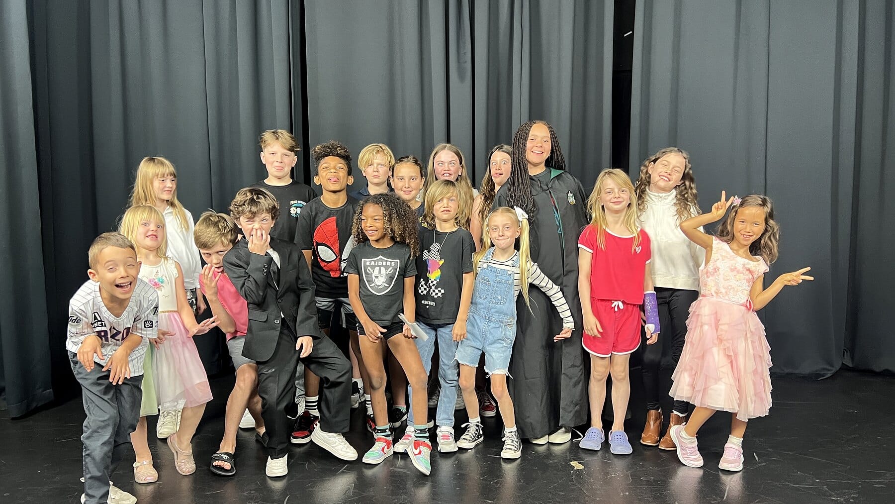The Monday kid script class at Dearing Acting Studio in Phoenix